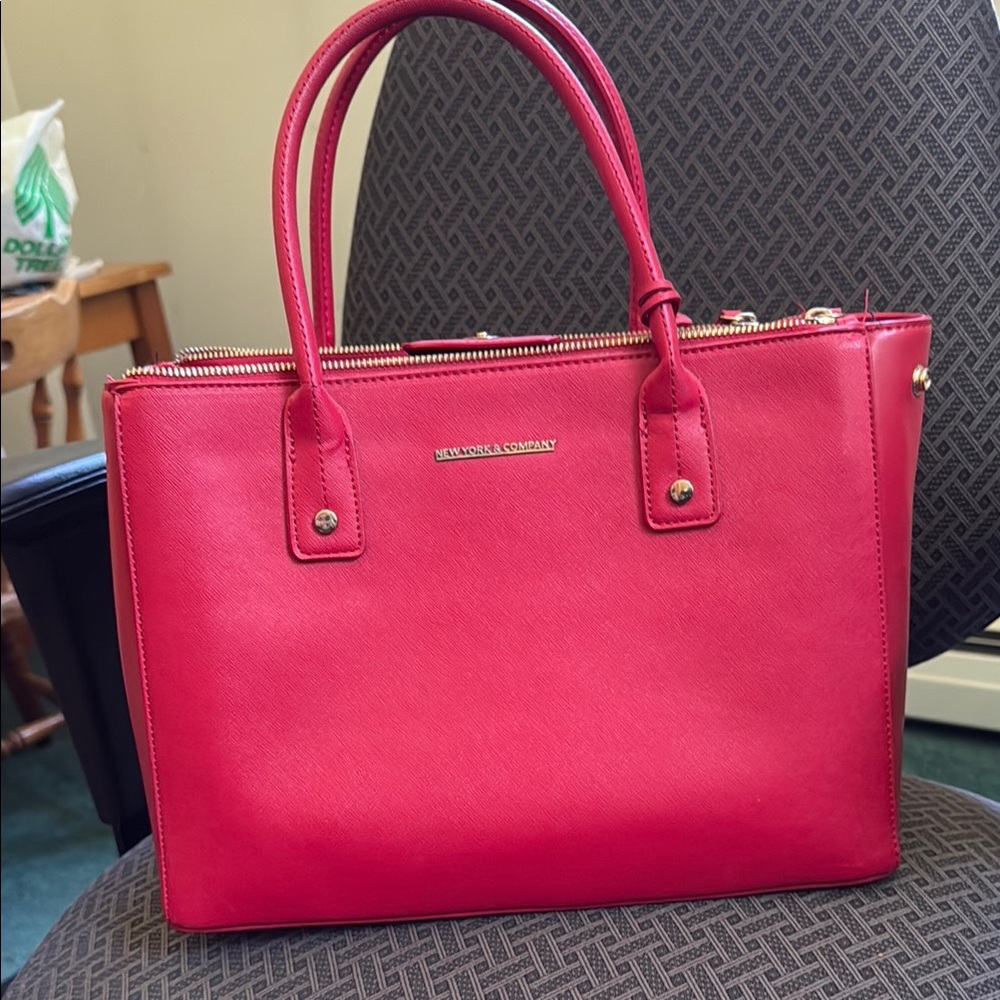 New York & Company Red Shoulder Bag Sleek Design
